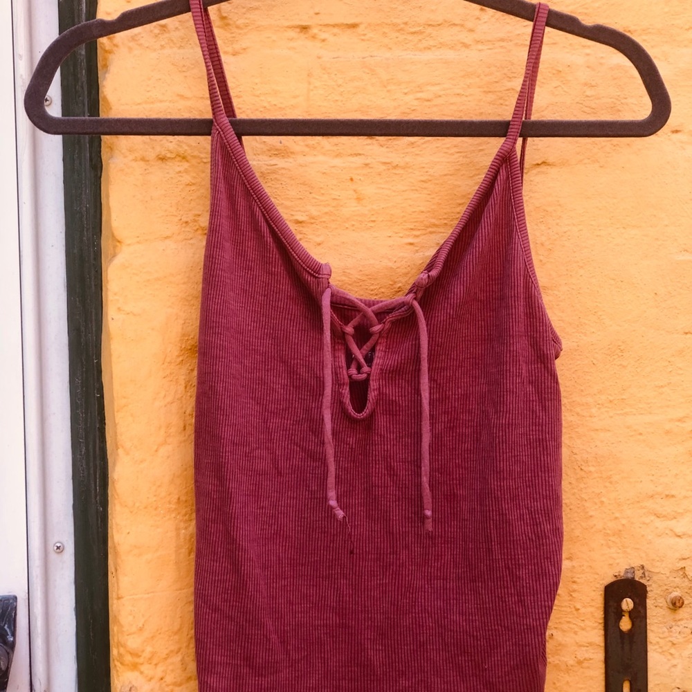 American Eagle crop top